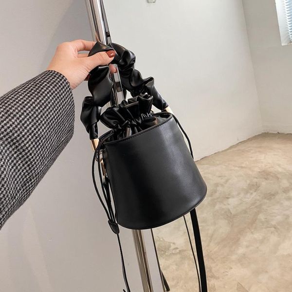 evening bags womens handbags shoulder 2021 fashion pleated portable bucket winter red lady's messenger bag purses
evening bags womens handbags shoulder 2021 fashion pleated portable bucket winter red lady's messenger bag purses