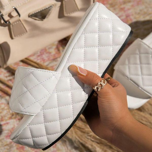 slippers summer women fashion flat female platform shoes flip flops high quality, Black
slippers summer women fashion flat female platform shoes flip flops high quality, Black