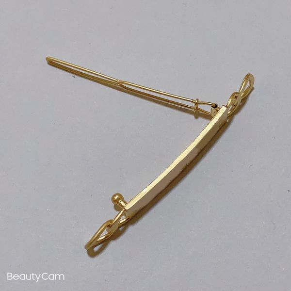 classic fashion point drill letter frog clip c hairpin designer collection item luxury hair accessories party gift for souvenirs, Golden;silver
classic fashion point drill letter frog clip c hairpin designer collection item luxury hair accessories party gift for souvenirs, Golden;silver