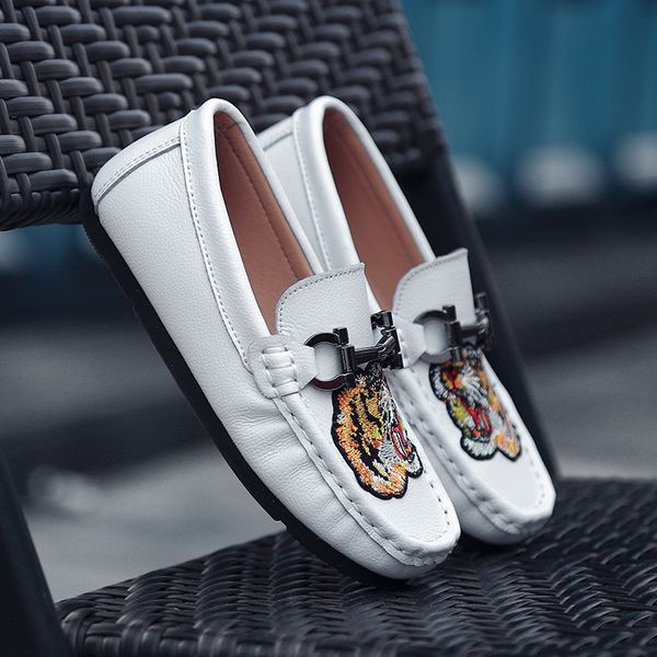 genuine leather kids for girls mocassins fashion soft children shoes for boys girls casual flat slip on loafers 802 nr1f, Black
genuine leather kids for girls mocassins fashion soft children shoes for boys girls casual flat slip on loafers 802 nr1f, Black