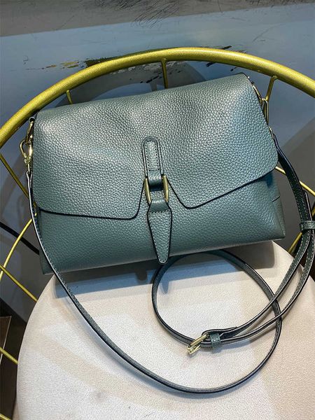 luxury handbags women's small 2021 cowhide women's soft leather leisure fashion single shoulder bag 8817
luxury handbags women's small 2021 cowhide women's soft leather leisure fashion single shoulder bag 8817