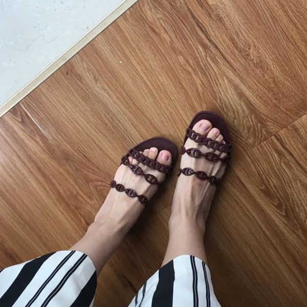 70% off wholesale sandals flip-flops shoes vallu slippers women wear wet water beach seaside vacation rainy day chain plastic hand-woven str, Black
70% off wholesale sandals flip-flops shoes vallu slippers women wear wet water beach seaside vacation rainy day chain plastic hand-woven str, Black