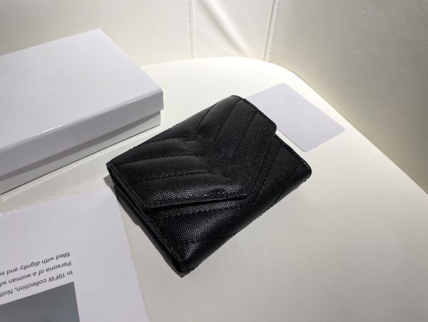 selling luxurys designer wallets fashion classic genuine leather women purse credit card zip clip bill holder size:11*10*2cm, Red;black
selling luxurys designer wallets fashion classic genuine leather women purse credit card zip clip bill holder size:11*10*2cm, Red;black