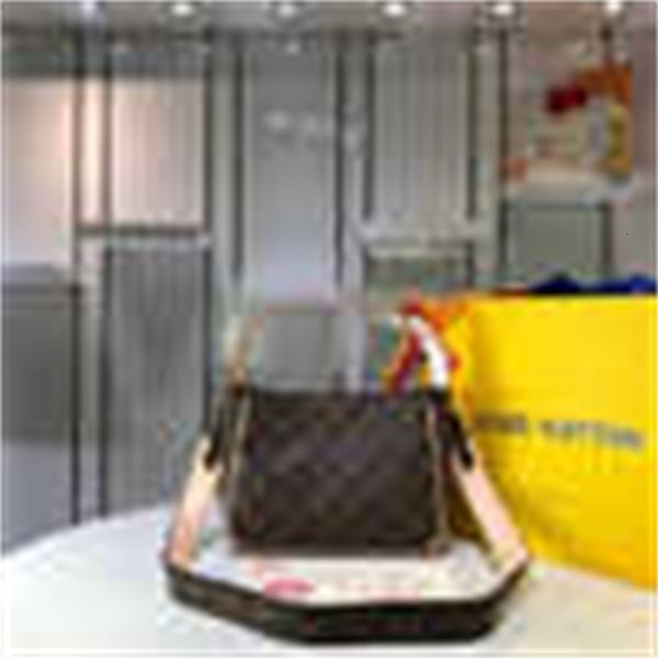 handbags brand handles designer luxury bags m6028 iconic messenger all-match totes net red 2020 shoulder new fashion cross large body ba
handbags brand handles designer luxury bags m6028 iconic messenger all-match totes net red 2020 shoulder new fashion cross large body ba