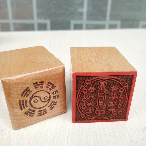 decorative objects & figurines taoist seal, 5 cm single face peach wood supplies, perfume court seal.
decorative objects & figurines taoist seal, 5 cm single face peach wood supplies, perfume court seal.