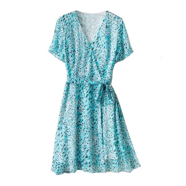 dress spring/summer 2021 fashion casual blue printed v-neck short sleeve mini hair 1oi6, Black;gray
dress spring/summer 2021 fashion casual blue printed v-neck short sleeve mini hair 1oi6, Black;gray