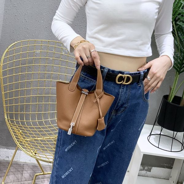 75% off luxury handbag 2021 new head leather togo leather bucket 14cm lock mini vegetable basket bag e341
75% off luxury handbag 2021 new head leather togo leather bucket 14cm lock mini vegetable basket bag e341