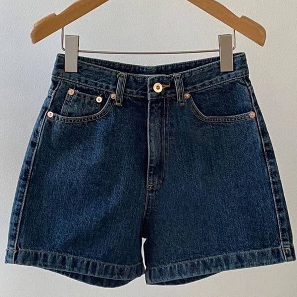 korean bru * ch commuter dark blue shorts cotton basic high waist thin denim
korean bru * ch commuter dark blue shorts cotton basic high waist thin denim
