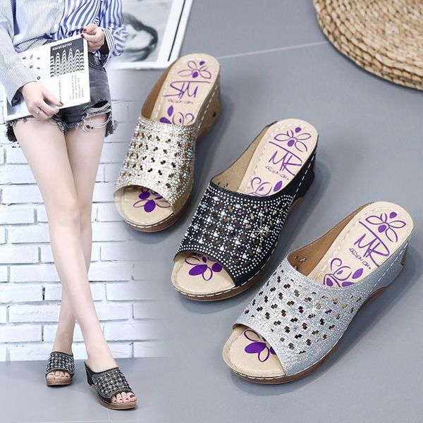 shoes women glitter slides med big size ladies' slippers fashion pantofle soft jelly flat summer luxury 2021 casual pu fabric b, Black
shoes women glitter slides med big size ladies' slippers fashion pantofle soft jelly flat summer luxury 2021 casual pu fabric b, Black