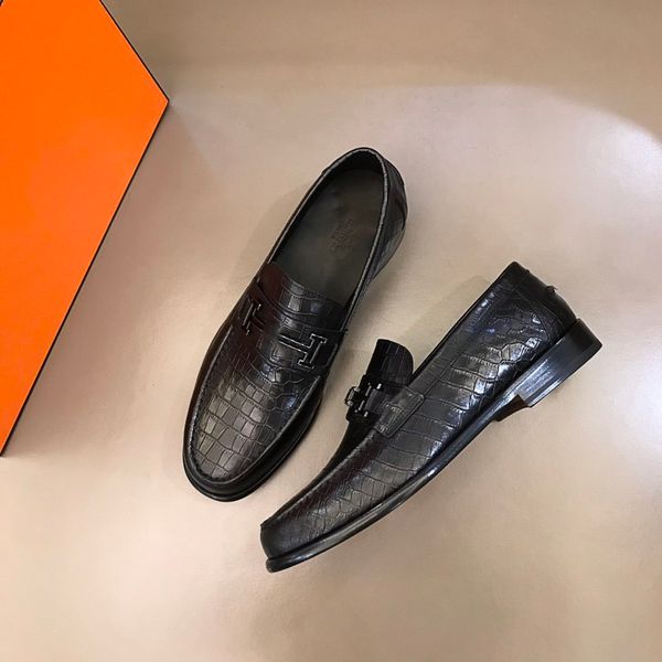 2021ss men real leather business shoes luxury designers grind arenaceous leisure and business dual purpose size 38-45 men shoes, Black
2021ss men real leather business shoes luxury designers grind arenaceous leisure and business dual purpose size 38-45 men shoes, Black