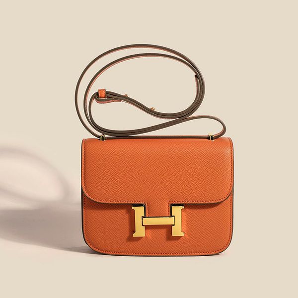 women's square 2021 new fashion net red stewardess h-button kangkang bag single shoulder cross carrying small
women's square 2021 new fashion net red stewardess h-button kangkang bag single shoulder cross carrying small
