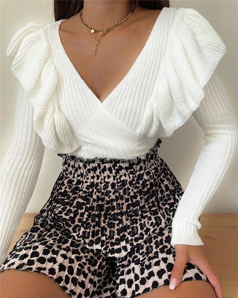Â deep v-neck ruffles sweaters 2021 women autumn winter warm knitted long sleeve solid slim low-cut pullovers women's, White;black
 deep v-neck ruffles sweaters 2021 women autumn winter warm knitted long sleeve solid slim low-cut pullovers women's, White;black