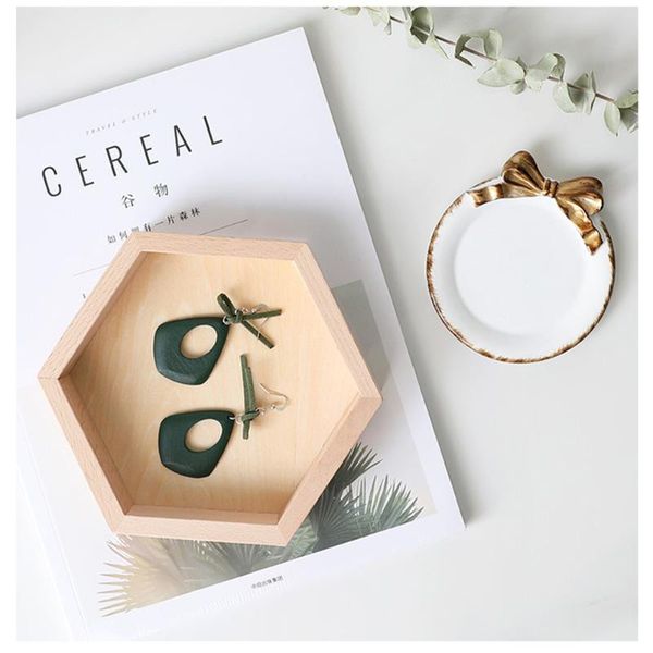 retro plate dish with bow-knot candy color pography still life shoot po studio props for jewelry fotografie 10*10cm lighting & accessories
retro plate dish with bow-knot candy color pography still life shoot po studio props for jewelry fotografie 10*10cm lighting & accessories