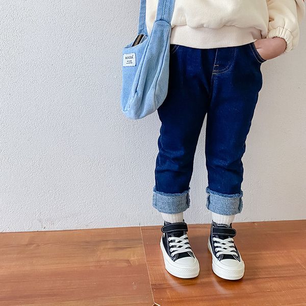 autumn winter baby girls solid color all-match denim pants children casual warm jeans 210508, Blue
autumn winter baby girls solid color all-match denim pants children casual warm jeans 210508, Blue
