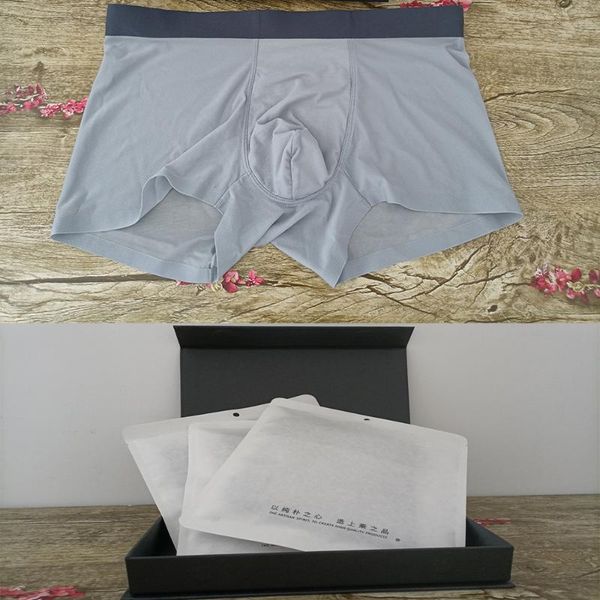 underpants 3pcs/box men's panties underwear male boxer shorts airless silk thin birthday lover gifts, Black;white
underpants 3pcs/box men's panties underwear male boxer shorts airless silk thin birthday lover gifts, Black;white