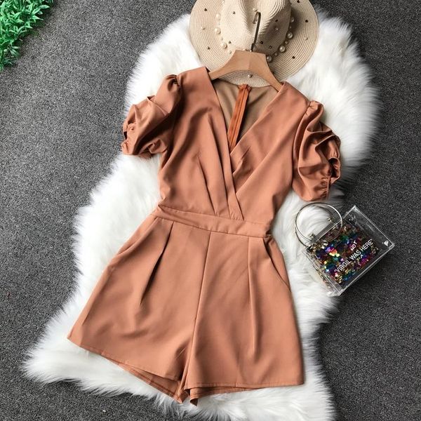 women's jumpsuits & rompers summer fashion short sleeve closed-waist joint playsuits women fold slim broad-legged g285, Black;white
women's jumpsuits & rompers summer fashion short sleeve closed-waist joint playsuits women fold slim broad-legged g285, Black;white