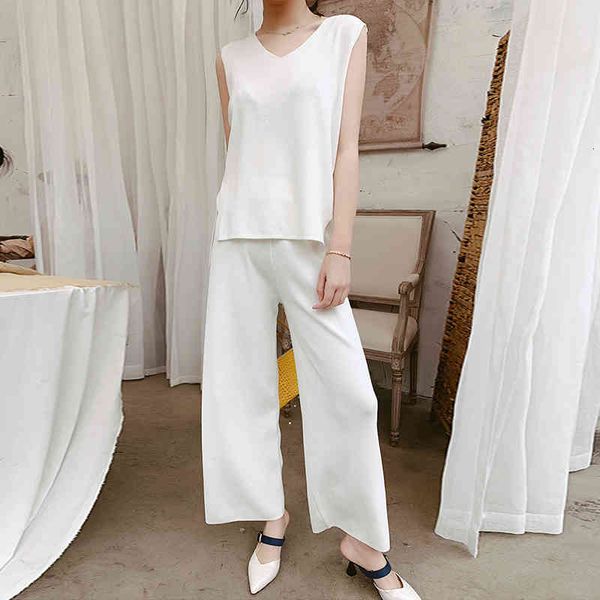 dress elegant arrival basic mesh t-shirt long trousers quality working style bouncy 2 fresh parts women sets, Black;gray
dress elegant arrival basic mesh t-shirt long trousers quality working style bouncy 2 fresh parts women sets, Black;gray