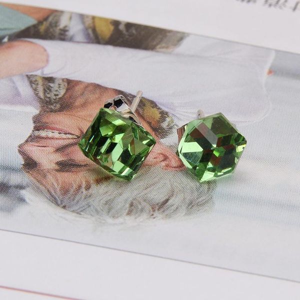 stud luxury classic crystal stone earrings simple water cube for women female wedding party jewelry gifts, Golden;silver
stud luxury classic crystal stone earrings simple water cube for women female wedding party jewelry gifts, Golden;silver