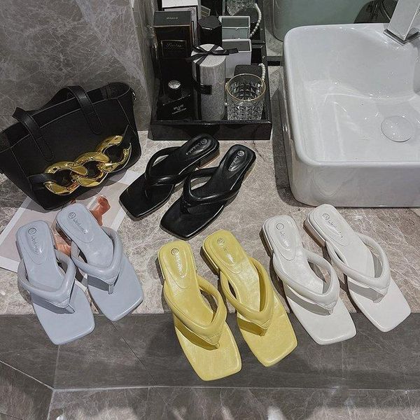 slippers low beach shoes woman's slides rubber flip flops square toe fashion sabot 2021 soft flat hawaiian block luxury casual f, Black
slippers low beach shoes woman's slides rubber flip flops square toe fashion sabot 2021 soft flat hawaiian block luxury casual f, Black