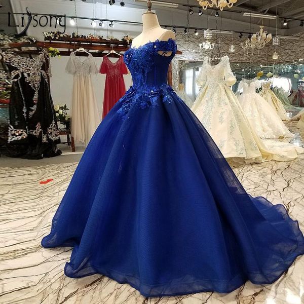 party dresses vintage royal blue evening with 3d flower 2021 crystal lace long prom gowns abendkleider beaded dress robe longue, White;black
party dresses vintage royal blue evening with 3d flower 2021 crystal lace long prom gowns abendkleider beaded dress robe longue, White;black