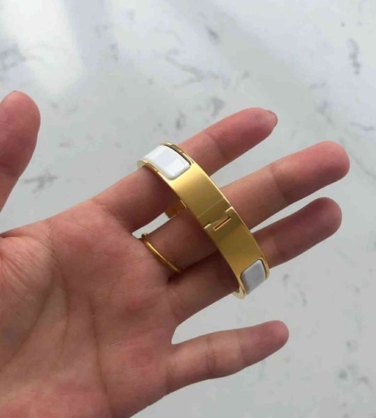 cmon kstar brand bracelet handmade beautiful jewelry trend h brand bracelet fashion luxury digner poison brand box, Golden;silver
cmon kstar brand bracelet handmade beautiful jewelry trend h brand bracelet fashion luxury digner poison brand box, Golden;silver