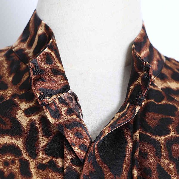 loose print leopard trench for women stand collar long sleeve casual vintage windbreaker female fashion tide, White
loose print leopard trench for women stand collar long sleeve casual vintage windbreaker female fashion tide, White