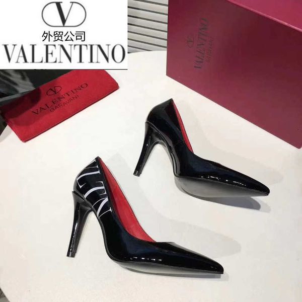 loafers men designer luxury women high heels sandals slippers mules slides pumps ballerinas sneakers dress shoes 9wqe, Black;white
loafers men designer luxury women high heels sandals slippers mules slides pumps ballerinas sneakers dress shoes 9wqe, Black;white