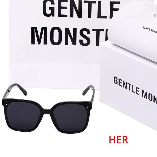 sunglasses women vintage korean design gm large frame men trendy gentle original package her drop, White;black
sunglasses women vintage korean design gm large frame men trendy gentle original package her drop, White;black