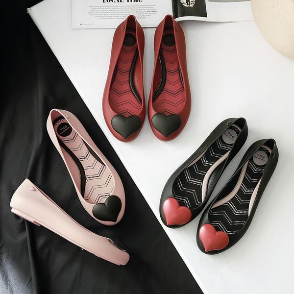 maggie's walker crystal beach shoes women jelly sandals summer rain candy-colored resin slides with hearts size 36~41, Black
maggie's walker crystal beach shoes women jelly sandals summer rain candy-colored resin slides with hearts size 36~41, Black