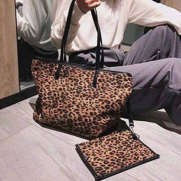 duffel bags women leopard shoulder bag satchel casual tote handbag messenger female high capacity 2021 fashion
duffel bags women leopard shoulder bag satchel casual tote handbag messenger female high capacity 2021 fashion