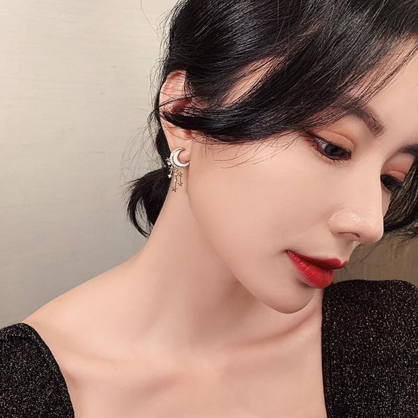 dangle & chandelier 2021 arrival trendy acrylic moon earrings for women girls temperament fashion geometric gold color metal party, Silver
dangle & chandelier 2021 arrival trendy acrylic moon earrings for women girls temperament fashion geometric gold color metal party, Silver
