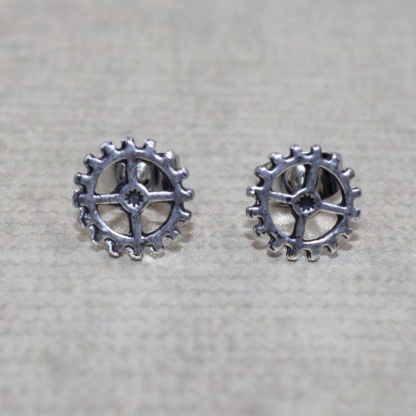 stud retro silver color mini circle gear earrings men women punk biker jewelry gift, Golden;silver
stud retro silver color mini circle gear earrings men women punk biker jewelry gift, Golden;silver