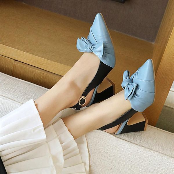 dress shoes woman 2021 square hight heels pointed toe summer black buckle sandals women's fashion bow knot thin high 35-42
dress shoes woman 2021 square hight heels pointed toe summer black buckle sandals women's fashion bow knot thin high 35-42