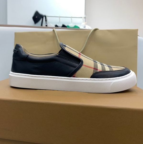 2021 fashion men and women luxury designer shoes comfortable casual student couple flat bottom size 35-45 q5, Black
2021 fashion men and women luxury designer shoes comfortable casual student couple flat bottom size 35-45 q5, Black