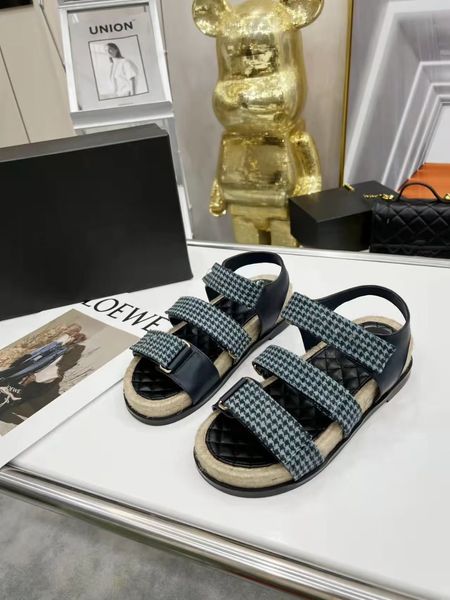 black dad chunky 22spring new twine sandals hook and loop gold standard thick-soled outdoor light slippers size 35-41
black dad chunky 22spring new twine sandals hook and loop gold standard thick-soled outdoor light slippers size 35-41