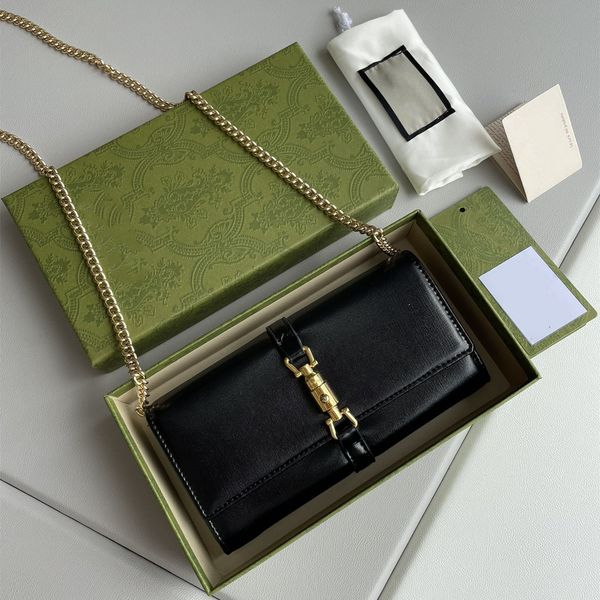 luxury fashion brand handbag ladies shoulder bag 2021 chain designer brown leather messenger belt box wholesale and retail 2681 19*10*3cm
luxury fashion brand handbag ladies shoulder bag 2021 chain designer brown leather messenger belt box wholesale and retail 2681 19*10*3cm