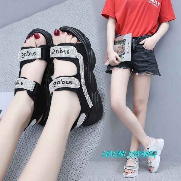 women's summer flip-flops 2021 home ladies slippers and sandals heel sandal woman luxury design slipper, Black
women's summer flip-flops 2021 home ladies slippers and sandals heel sandal woman luxury design slipper, Black
