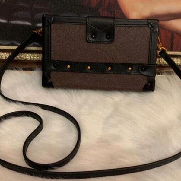 2021 luxury party handbag real leather fashion women's shoulder bag small case wallet
2021 luxury party handbag real leather fashion women's shoulder bag small case wallet