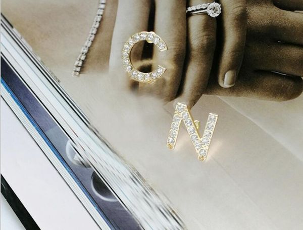 in stock designer full rhinestone/full pearl letter tassel earrings for women fashion asymmetric stud earring jewelry gifts, Red;brown
in stock designer full rhinestone/full pearl letter tassel earrings for women fashion asymmetric stud earring jewelry gifts, Red;brown