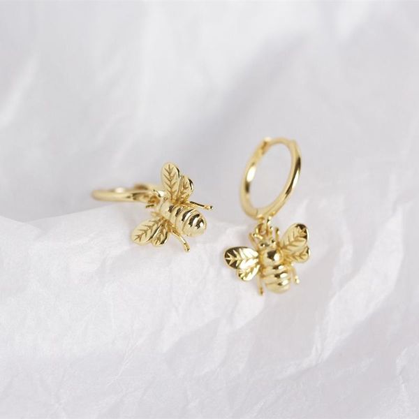 cute bee hoop earring 100% 925 sterling silver jewelry gold animal ear buckle small pendant women & huggie, Golden;silver
cute bee hoop earring 100% 925 sterling silver jewelry gold animal ear buckle small pendant women & huggie, Golden;silver