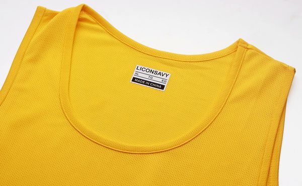042customized service diy soccer jersey kit breathable custom personalized services school team any club football shirt, Black;yellow
042customized service diy soccer jersey kit breathable custom personalized services school team any club football shirt, Black;yellow