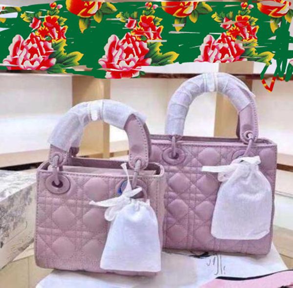 2021---- luxurys designers handbags shoulder bags many colors woman fashion pattern satchel chain crossbody purse lady crocodile classic sty
2021---- luxurys designers handbags shoulder bags many colors woman fashion pattern satchel chain crossbody purse lady crocodile classic sty