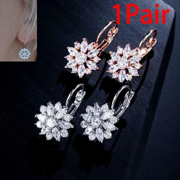 dangle & chandelier delysia king fancy crystal flower stud earrings for women girls jewellery, Silver
dangle & chandelier delysia king fancy crystal flower stud earrings for women girls jewellery, Silver