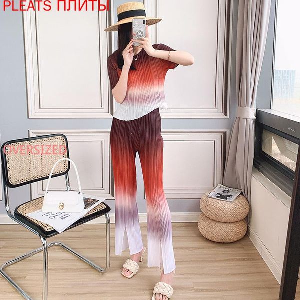 women's two piece pants miyake fashion fold suit design sense niche summer style korean temperament casual two-piece trousers set, White
women's two piece pants miyake fashion fold suit design sense niche summer style korean temperament casual two-piece trousers set, White