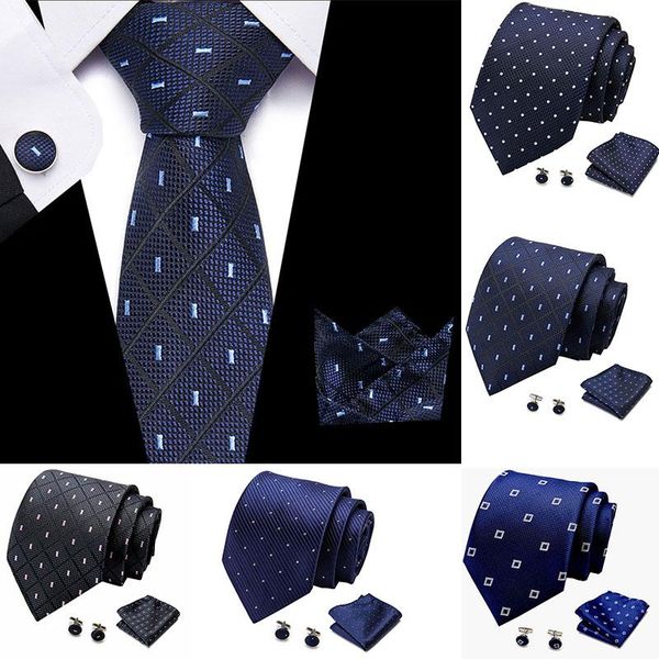 bow ties 2021 fashion black pink plaid 7.5cm width tie hanky cufflinks sets men's silk for men formal wedding party l10003-s47, Black;gray
bow ties 2021 fashion black pink plaid 7.5cm width tie hanky cufflinks sets men's silk for men formal wedding party l10003-s47, Black;gray