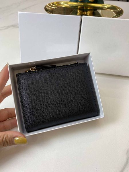 wallet paris plaid style designer mens women high-end wallets card holder coin purse with box e, Red;black
wallet paris plaid style designer mens women high-end wallets card holder coin purse with box e, Red;black