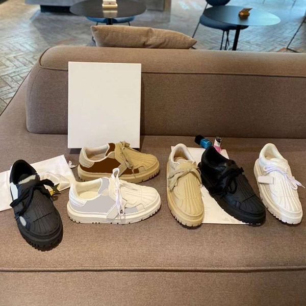designer women renective casual shoes woman sneakers ladies party velvet calfskin mixed fiber trainer with water ripple round toe sneaker bo, Black
designer women renective casual shoes woman sneakers ladies party velvet calfskin mixed fiber trainer with water ripple round toe sneaker bo, Black