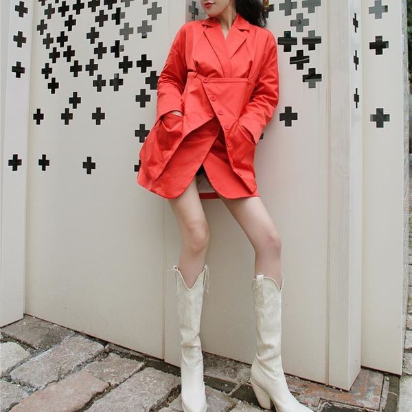 suits red patchwork women's blazers lapel collar long sleeve loose pockets for female causal coats 2021 autumn clothing, White;black
suits red patchwork women's blazers lapel collar long sleeve loose pockets for female causal coats 2021 autumn clothing, White;black