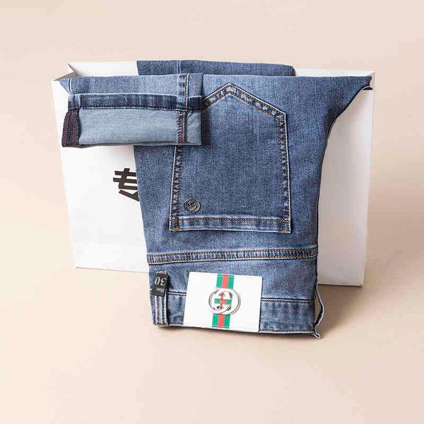 qt6032 7952 p160 short leg jeans, Blue
qt6032 7952 p160 short leg jeans, Blue