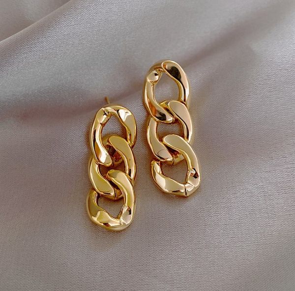 s925 silver needle high-grade metal chandelier pure earnail fashion personalized women's earrings
s925 silver needle high-grade metal chandelier pure earnail fashion personalized women's earrings